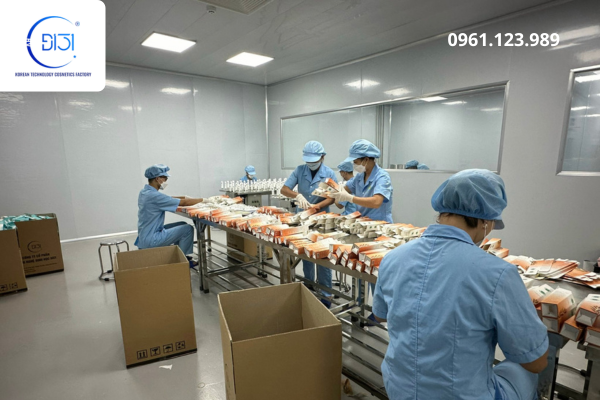 Quy trình hợp tác với chuyên gia gia công mỹ phẩm độc quyền từ A–Z